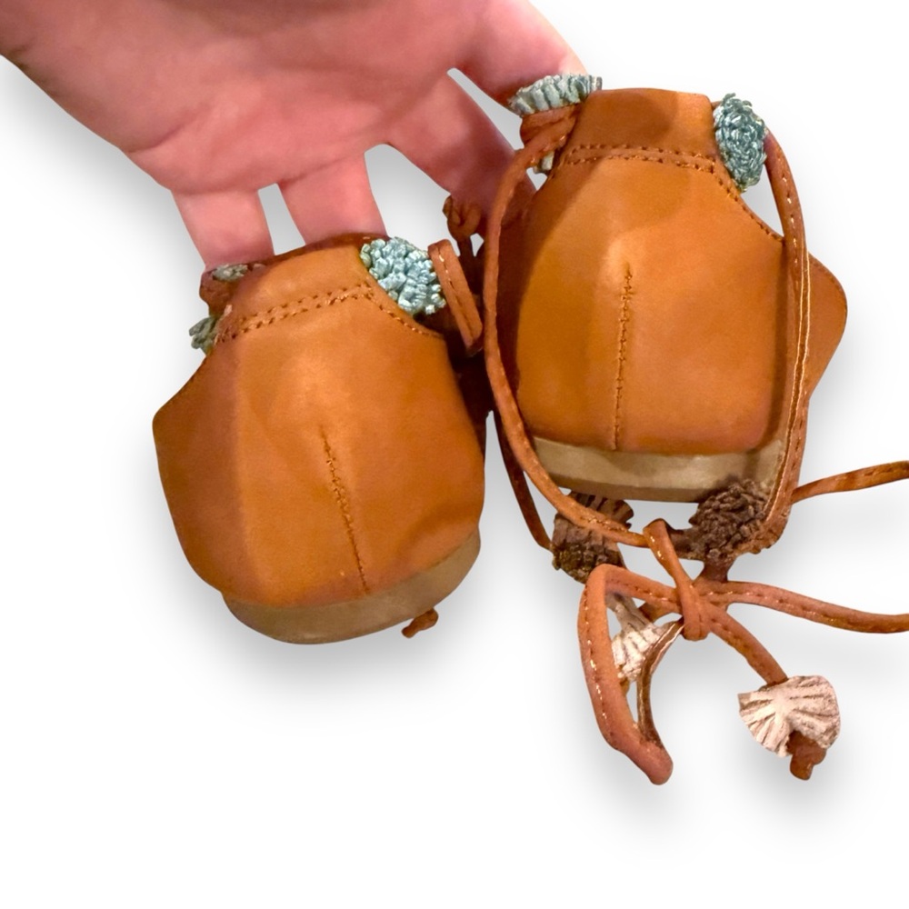 Maurices Brown Faux Leather Lace Up Tassel Pom Pom Flat Sandals Sz 8 - Picture 5 of 7
